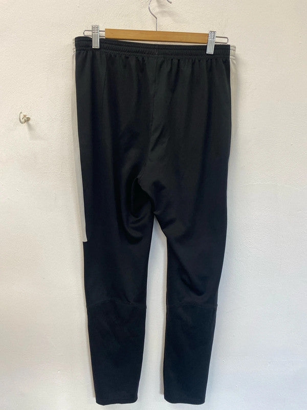 Classic Nike black tapered joggers M LL003