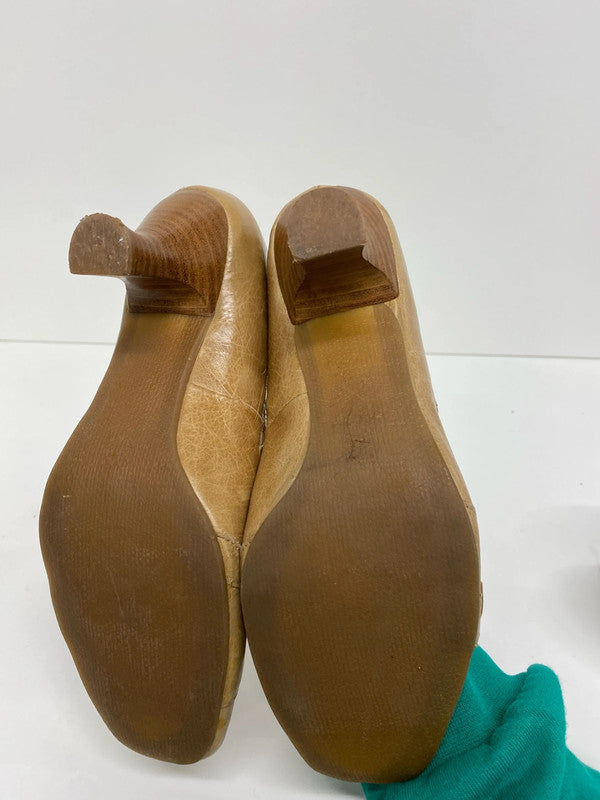 Fabulous Moda in Pelle caramel leather court shoes events formal Uk5 KM004