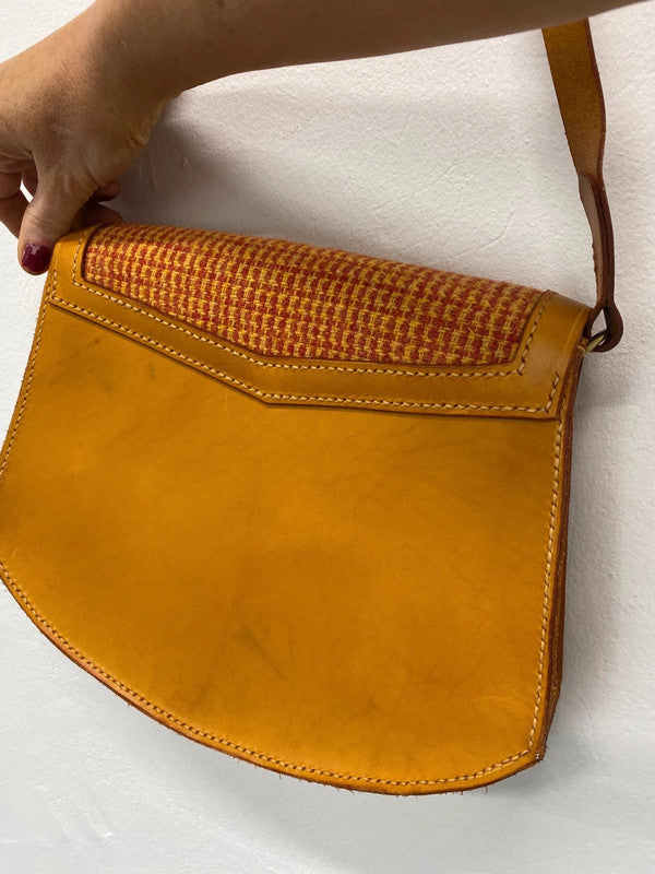 Fabulous Harris Tweed Islander Saddle Bag One size Mustard BS001
