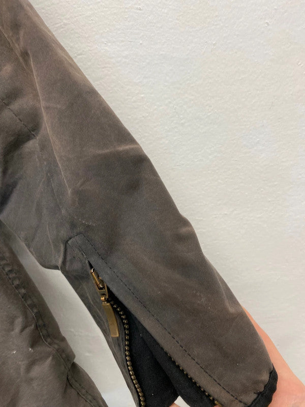 Fabulous Barbour distressed & loved Wax Jacket UK10 Brown Faded KB001