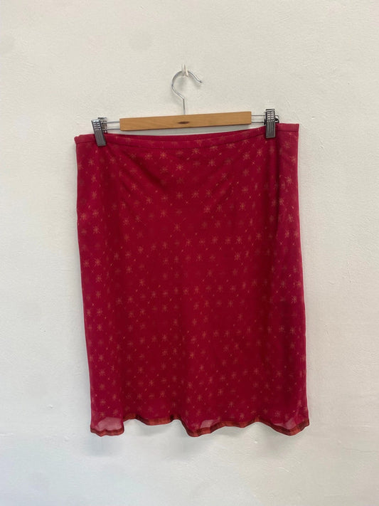 Fabulous Banana Republic Skirt Uk14 Red pattern LM004