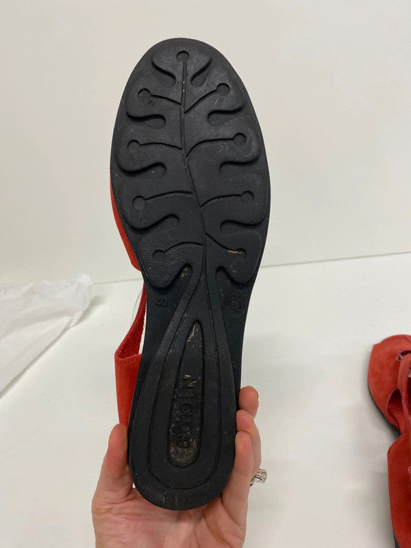 Fabulous Arche suede small wedge Sandals Uk7 Red SO001