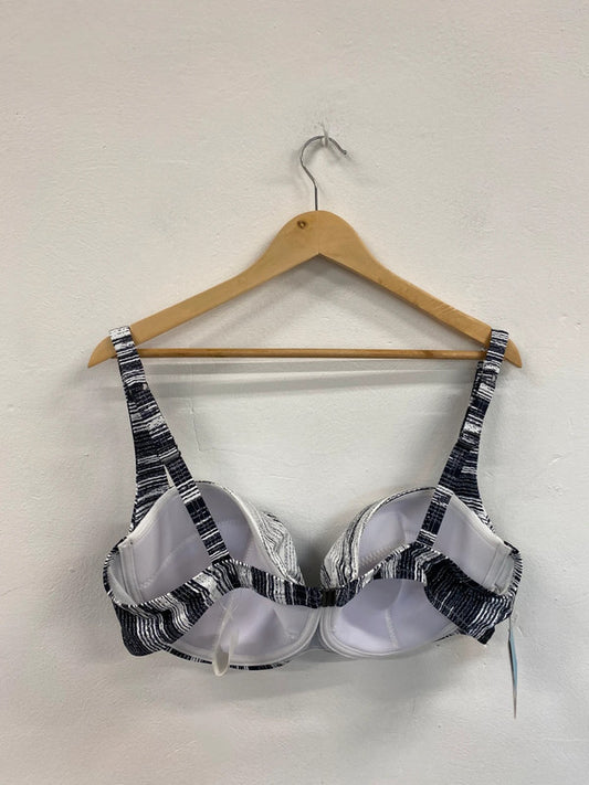 Fabulous Sunseeker Monochromatic Stylish Bikini Top UK22 D NR001