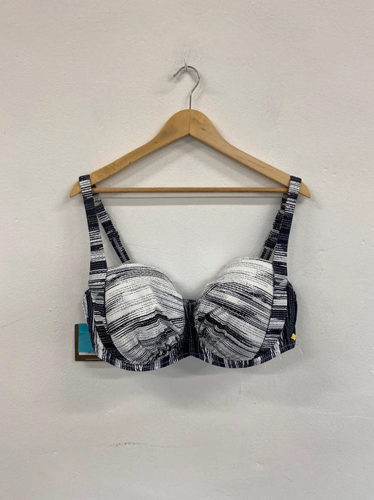 Fabulous Sunseeker Monochromatic Stylish Bikini Top UK22 D NR001