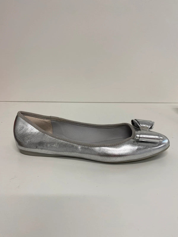 Fabulous Ted Baker Silver Bow Accent Coquette Ballet Flats UK6 MW001