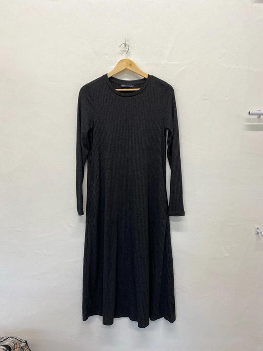 Fabulous M&S grey ribbed classic Cottagecore dress Uk14 LG276
