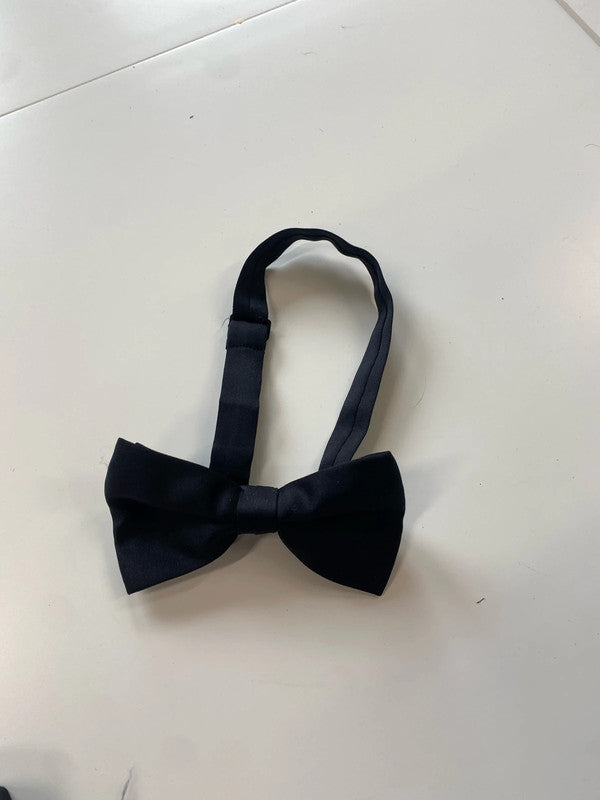 Duo of bow ties Frederick Theak silk black tie #558 LG276