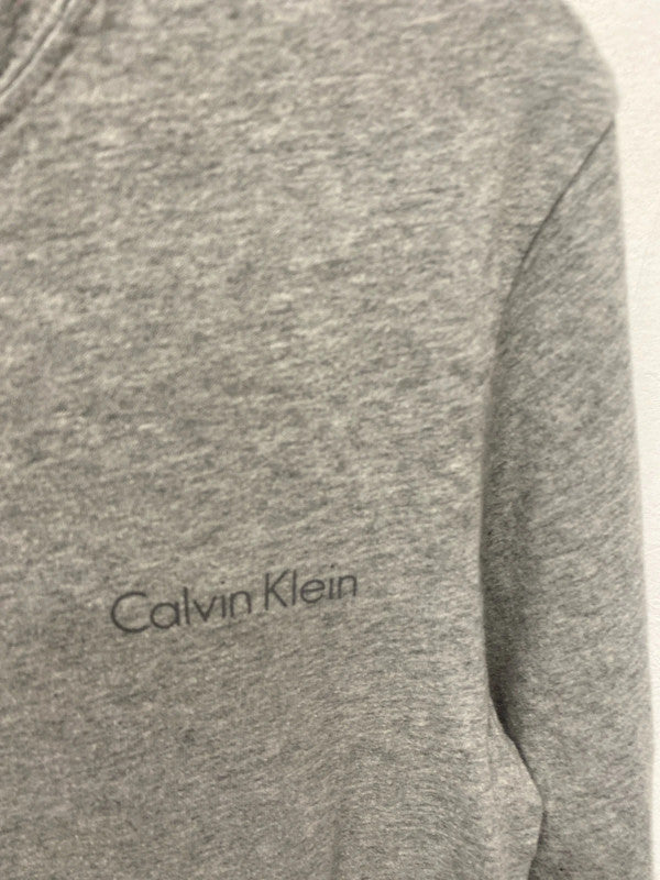 Fabulous duo of Designer t shirts Teenager duo Tommy Hilfiger UkS #32 GM143