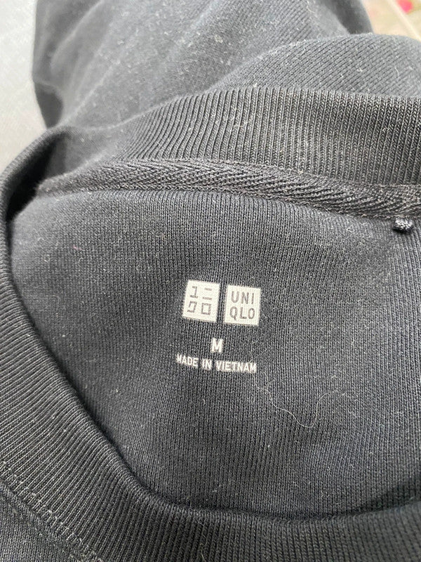 Classic men’s black uniqlo sweatshirt crew neck UK M KH001