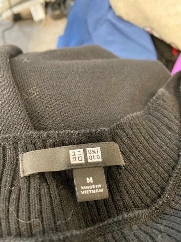 Fabulous Uniqlo stunning black fit & fare dress midi UkM JR001