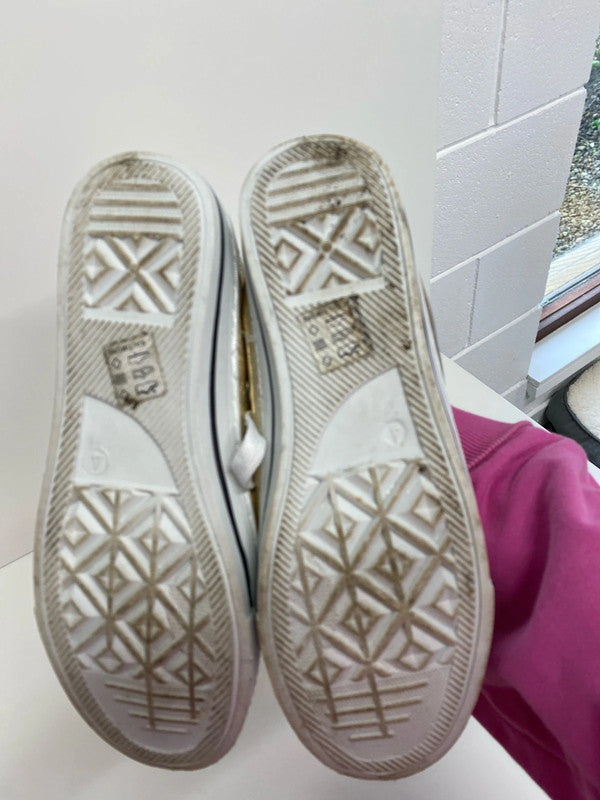 Fabulous Urban Jacks Gold trainers Uk4 JS004