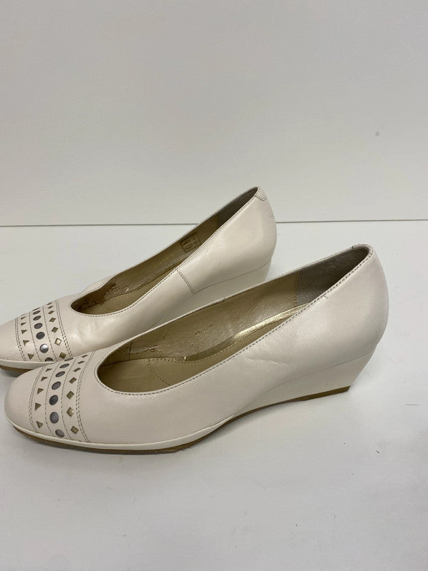 Fabulous Duo of Val-Dal low wedge heels Uk5 occasion Events #2 LL003