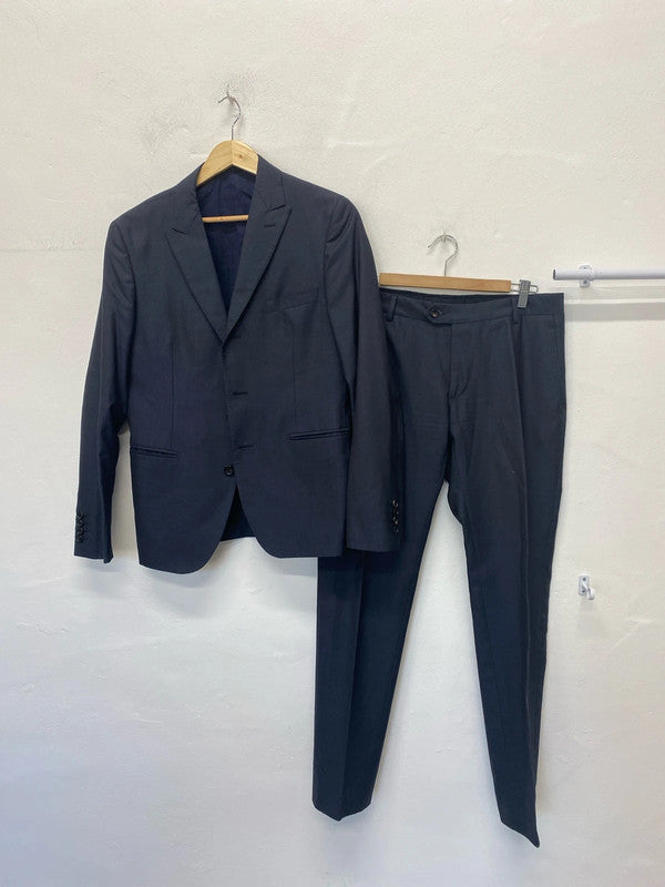 Fabulous Tonello Navy Blue 2pc suit 38” chest 32”inside leg 32.5W HR003