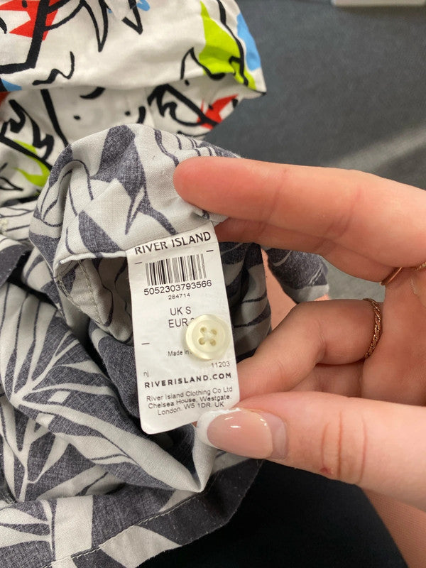 Fabulous duo river island asos men’s shirts size S LD001