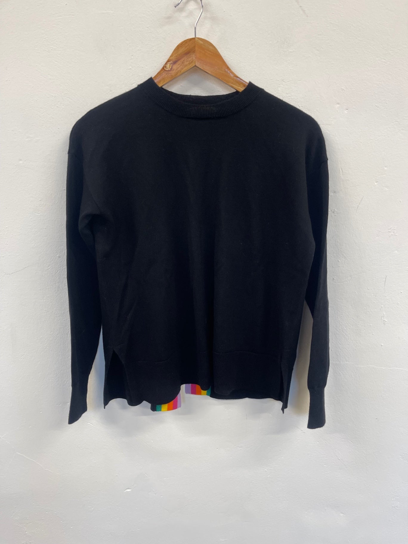 Fabulous Madeleine Thompson Merino Wool rainbow split back Sweater UKS Black SA514
