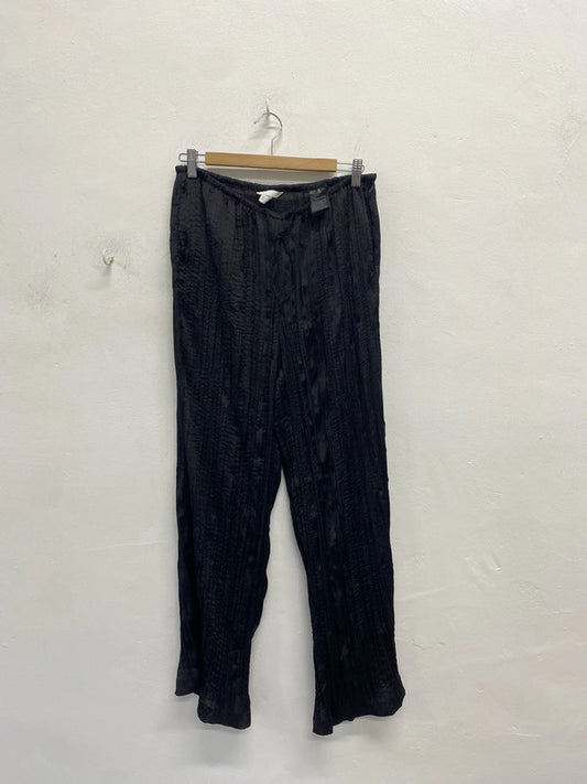 Lovely H&M pleated black Harlem pants UK M KS002