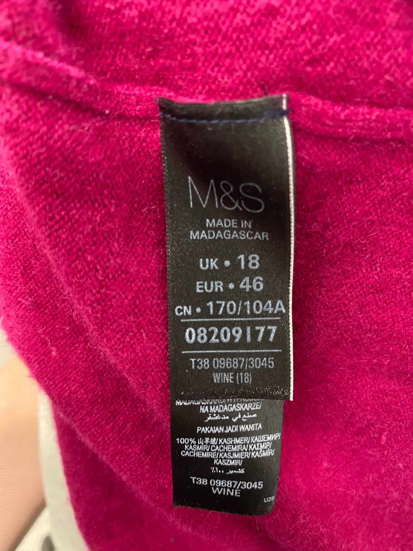 Stunning M&S Knitted jumper UK 18 Magenta pink cashmere SO560