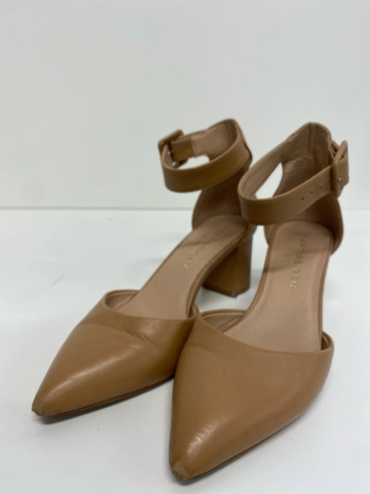 Fabulous Kurt Geiger Nude heels with ankle straps Uk4 SS002