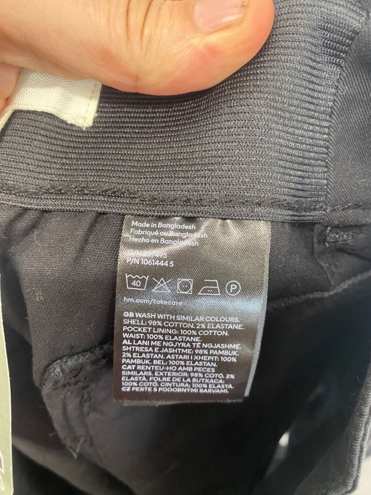 Fabulous H&M classic Shorts 12 Black DM002