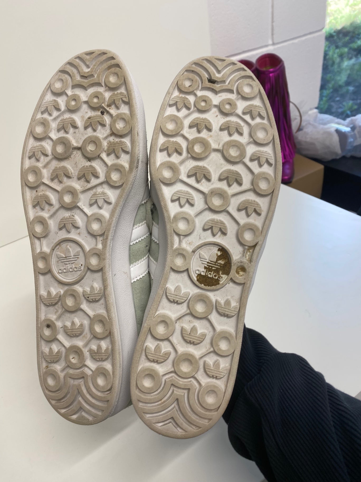 Fabulous Adidas Broomfield Sneakers UK 9 Mint Green LK006