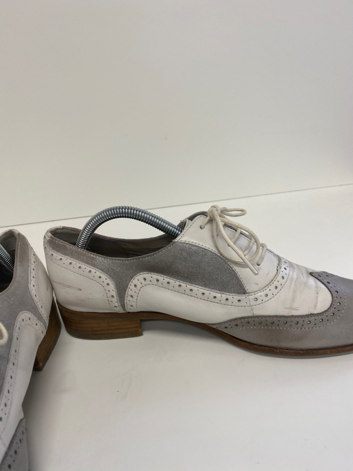 Fabulous Next Softwear leather Brogue UK 8 D Grey and White Glitter LK006