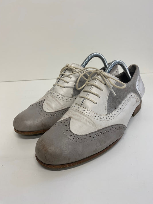 Fabulous Next Softwear leather Brogue UK 8 D Grey and White Glitter LK006
