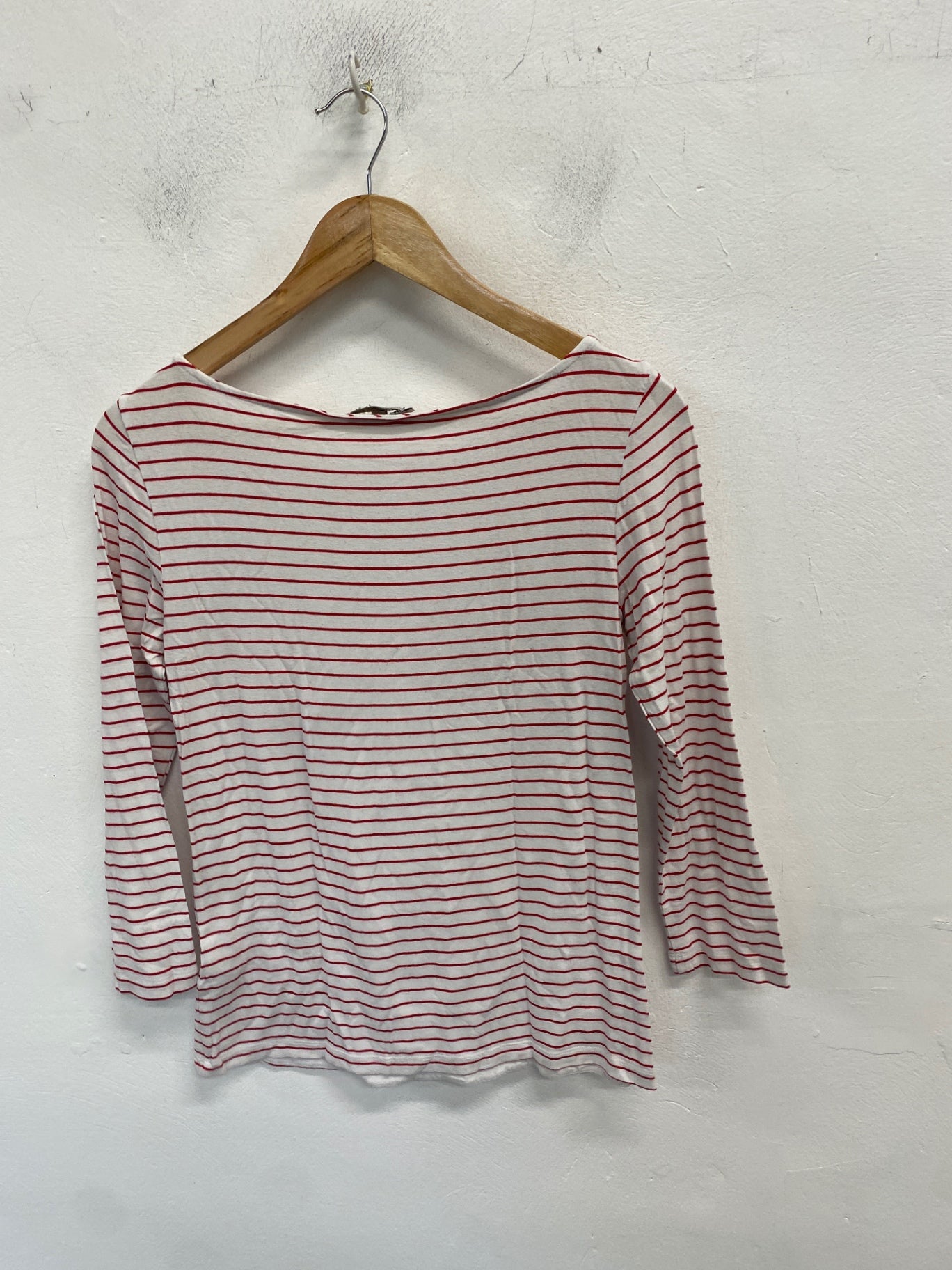 Fabulous Hobbs Top S White with Red Stripes WLH01 