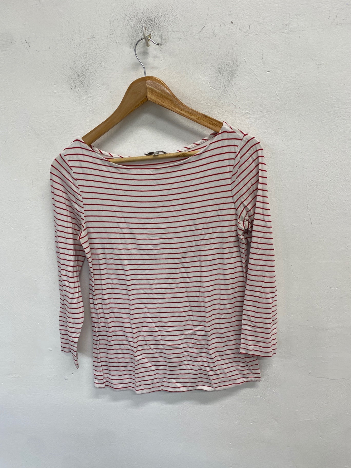Fabulous Hobbs Top S White with Red Stripes WLH01 