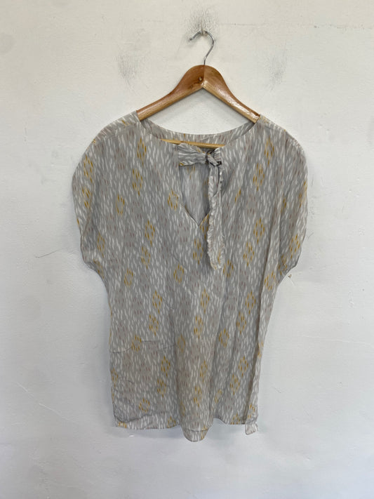 Fabulous Modern Rarity Blouse UK 8 Gray with Yellow Patterns WLH01