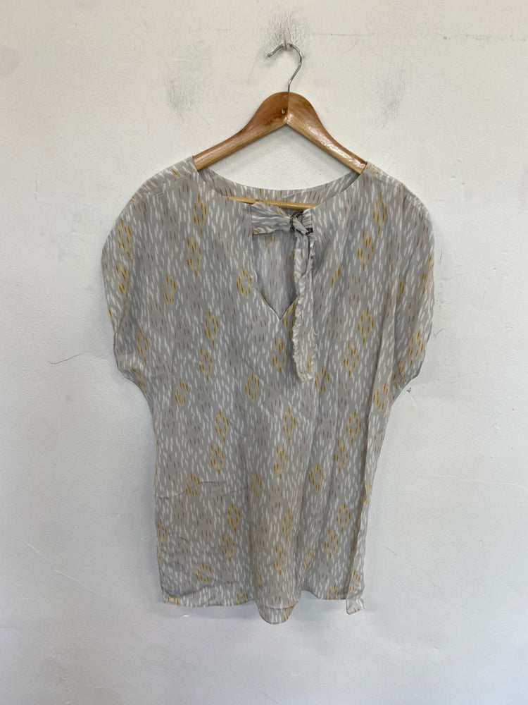Fabulous Modern Rarity Blouse UK 8 Gray with Yellow Patterns WLH01
