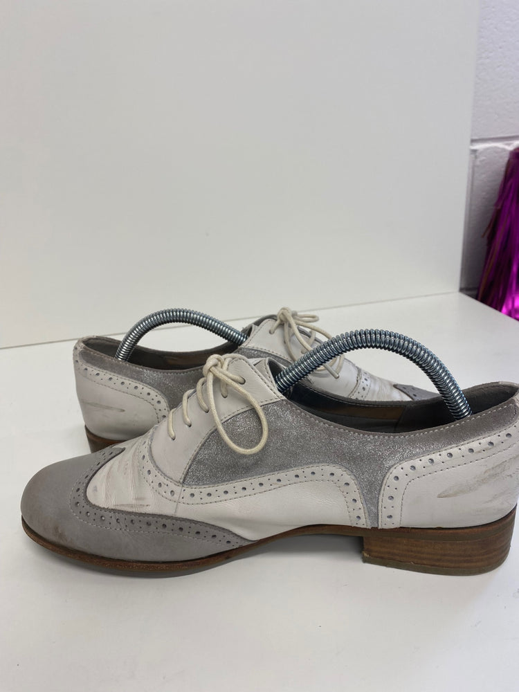 Fabulous Next Softwear leather Brogue UK 8 D Grey and White Glitter LK006