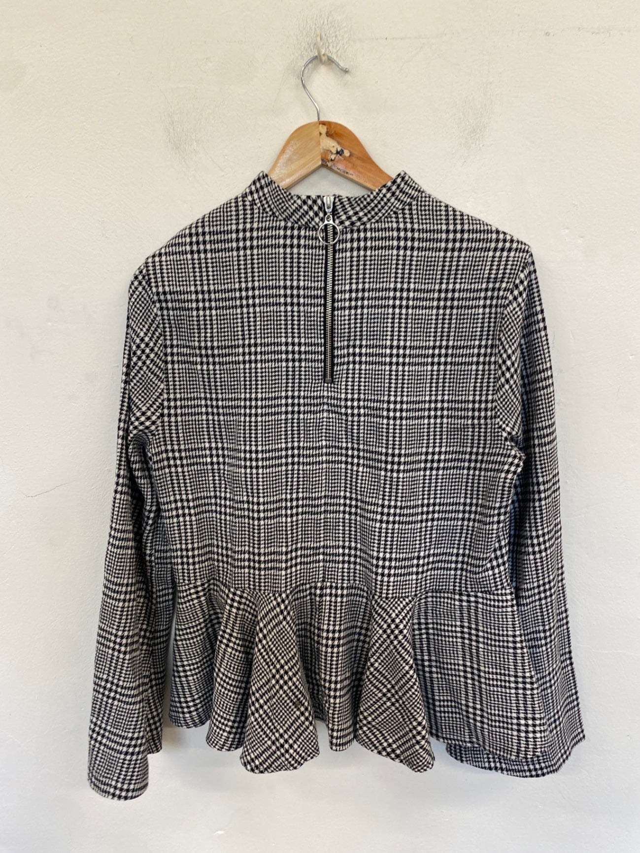 Fabulous Topshop Peplum Blouse UK 14 Black and White Houndstooth LB001