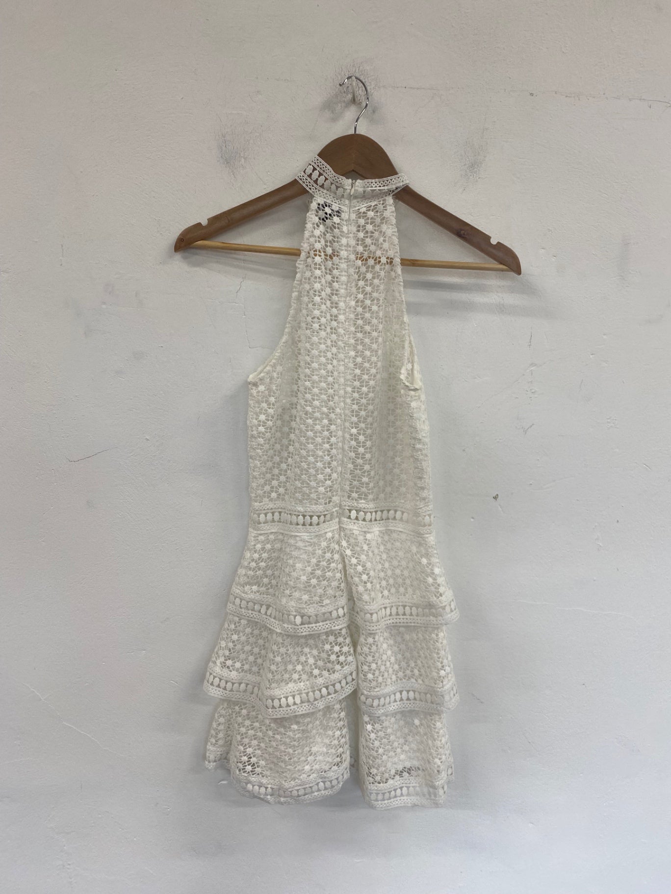 Fabulous Pretty Little Thing Halterneck Mini Dress Uk 6 White Broderie RG020