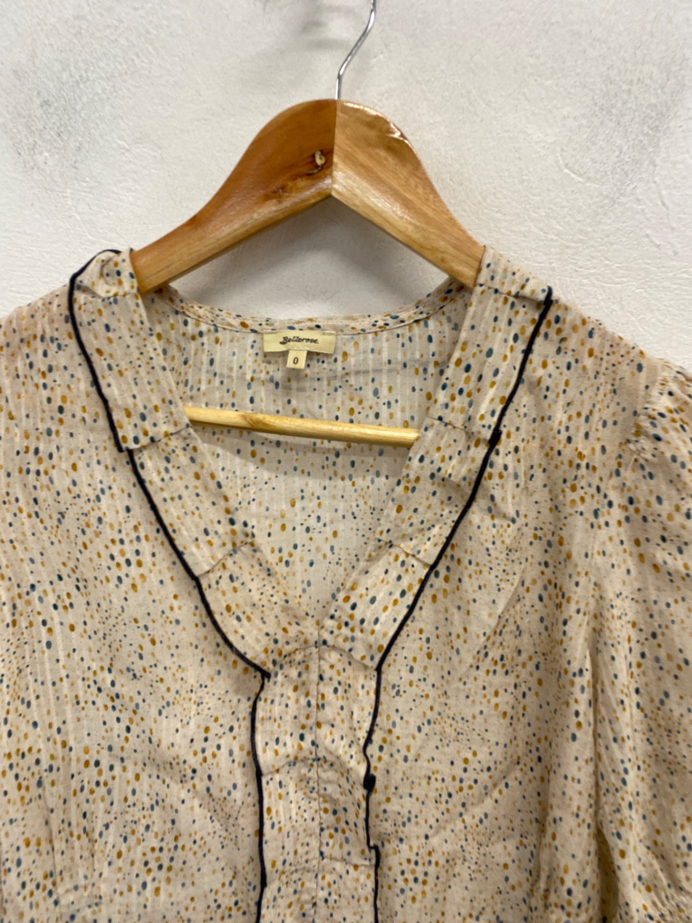 Fabulous Bellerose Blouse Uk 6 Beige with multicolored dots boho RG020