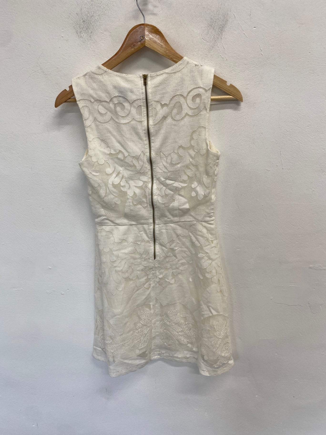 Gorgeous H&M Dress UK 8 Cream lace overlay midi boho RG020