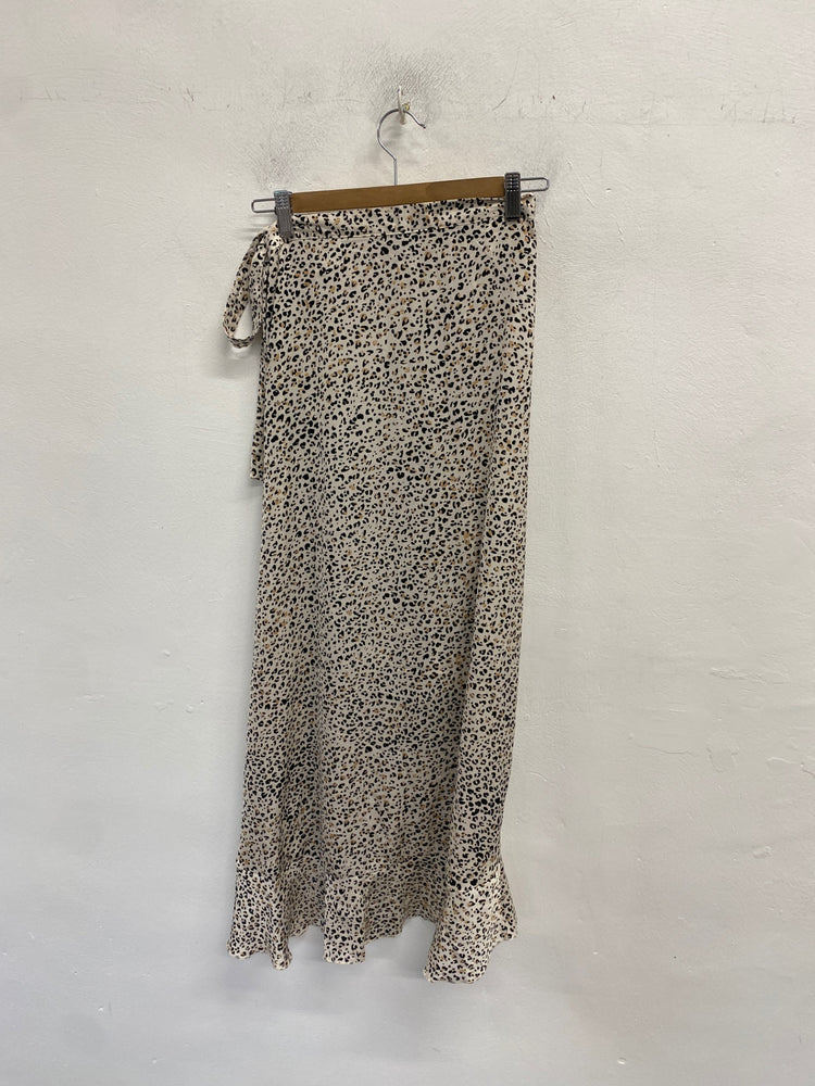 Gorgeous H&M Skirt Uk xs Beige with black leopard wrap tie boho western RG020