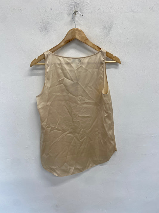 Fabulous friends like these. Tank Top UK 8 gold RG020