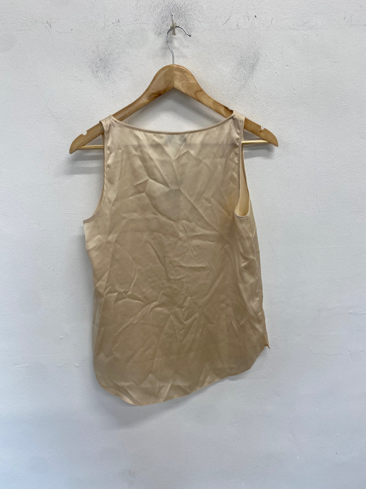 Fabulous friends like these. Tank Top UK 8 gold RG020