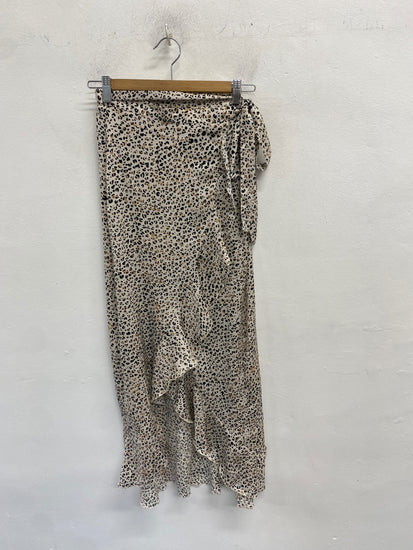 Gorgeous H&M Skirt Uk xs Beige with black leopard wrap tie boho western RG020