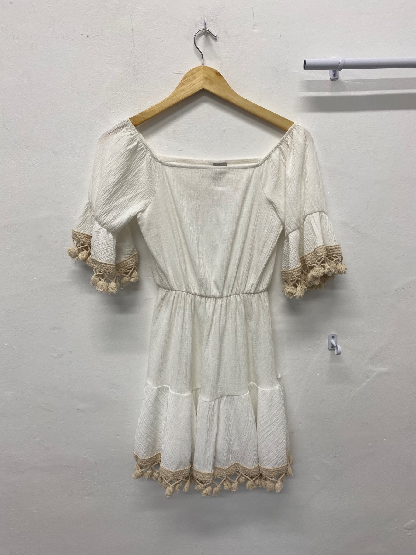 Gorgeous ASOS Mini dress UK 8 Cream summer holiday CP002