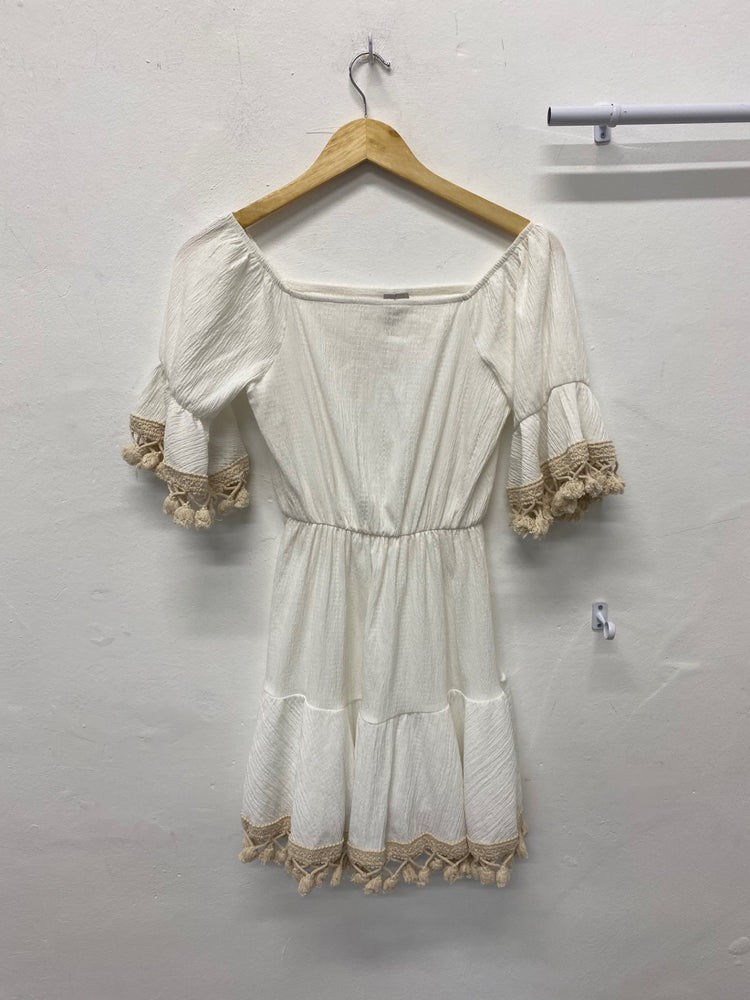 Gorgeous ASOS Mini dress UK 8 Cream summer holiday CP002