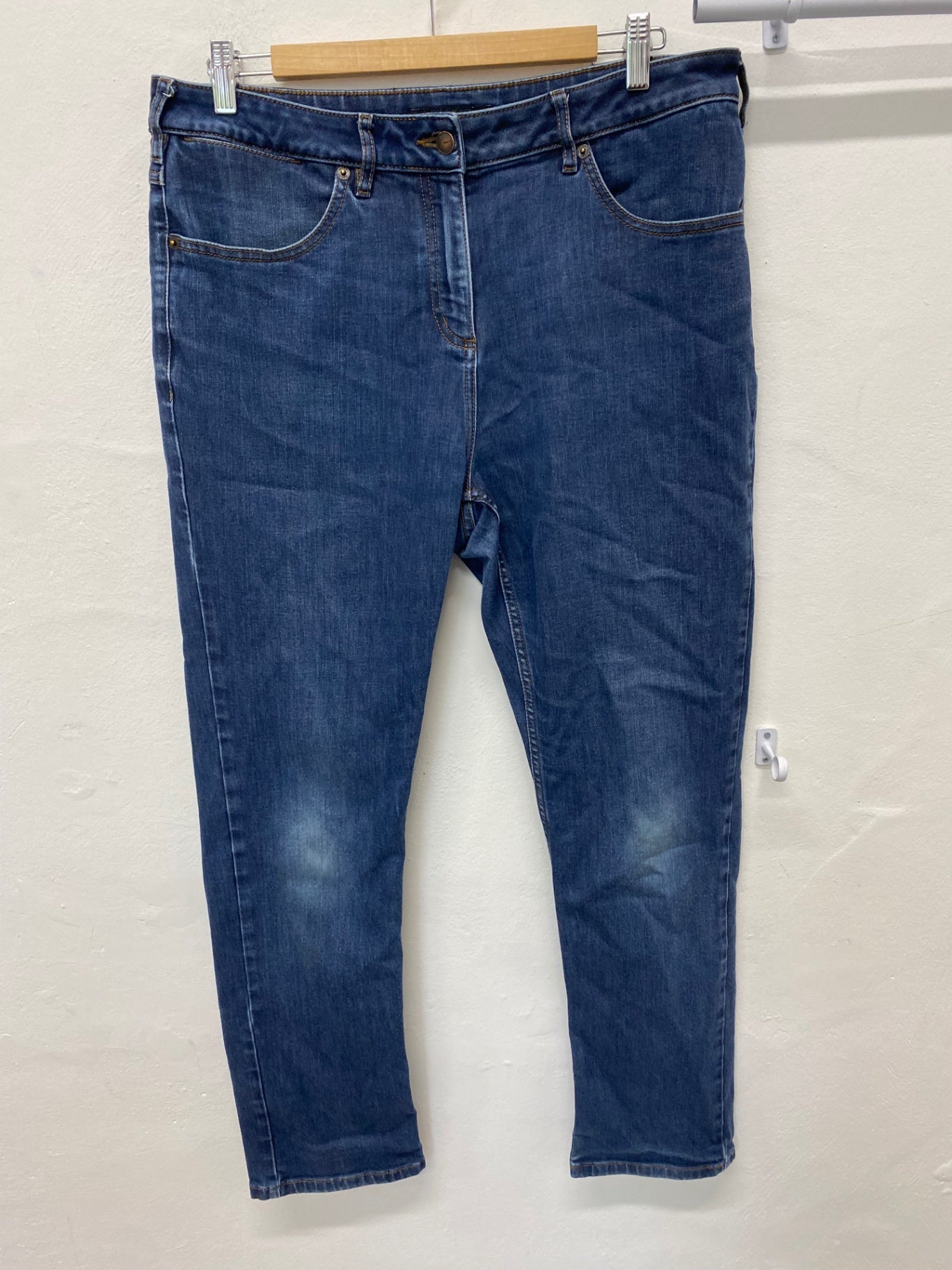 Stunning Rohan Jeans 12 R Light Blue tapered KM001