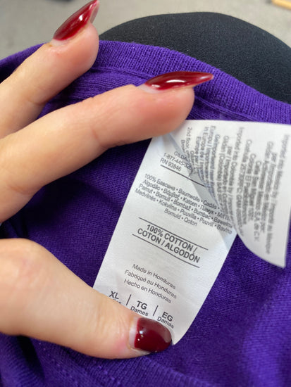 Gorgeous GILDAN T-Shirt XL Purple antique me print KM001