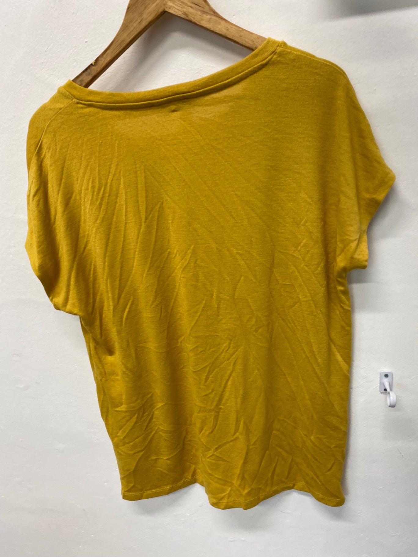 Stunning Orvis T-Shirt L Mustard yellow loose fit knit KM001