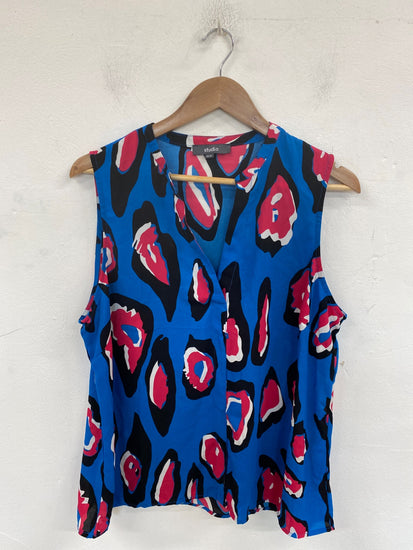 Stunning Studio Semi Sheer Cami UK 16-18 Blue & Red Animal Print KM001