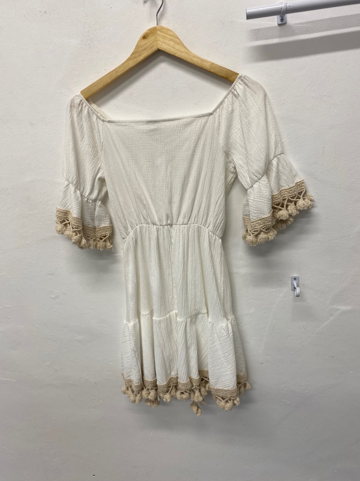 Gorgeous ASOS Mini dress UK 8 Cream summer holiday CP002