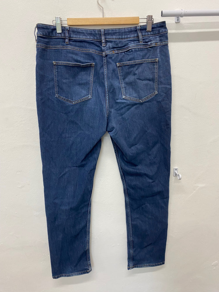 Stunning Rohan Jeans 12 R Light Blue tapered KM001