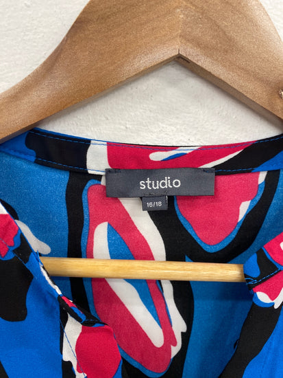 Stunning Studio Semi Sheer Cami UK 16-18 Blue & Red Animal Print KM001