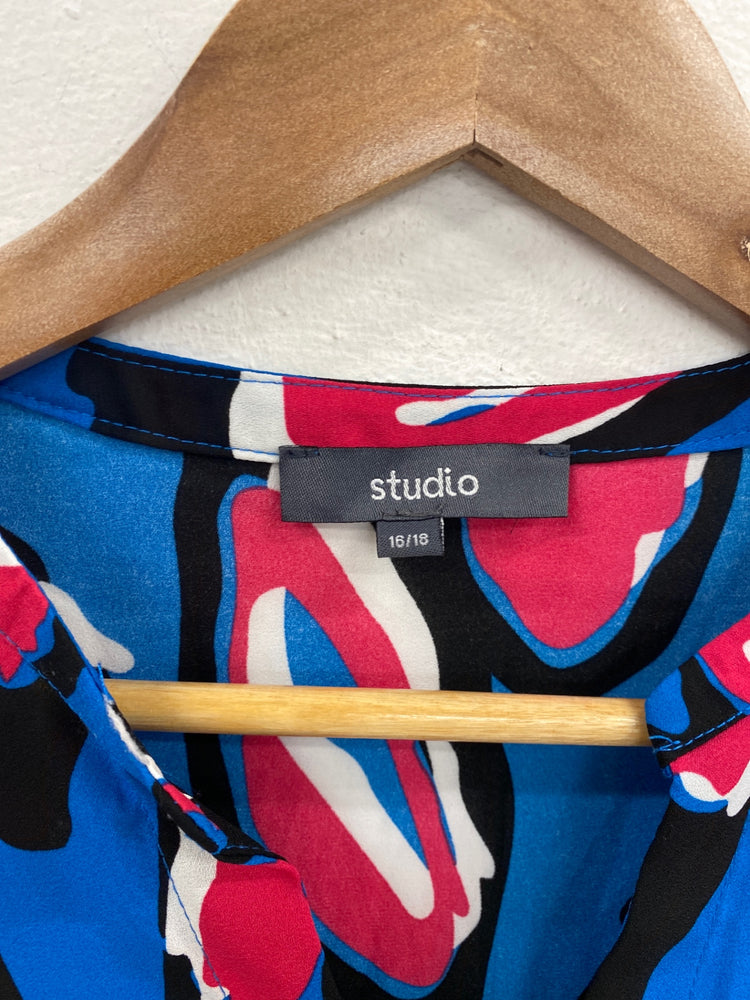 Stunning Studio Semi Sheer Cami UK 16-18 Blue & Red Animal Print KM001