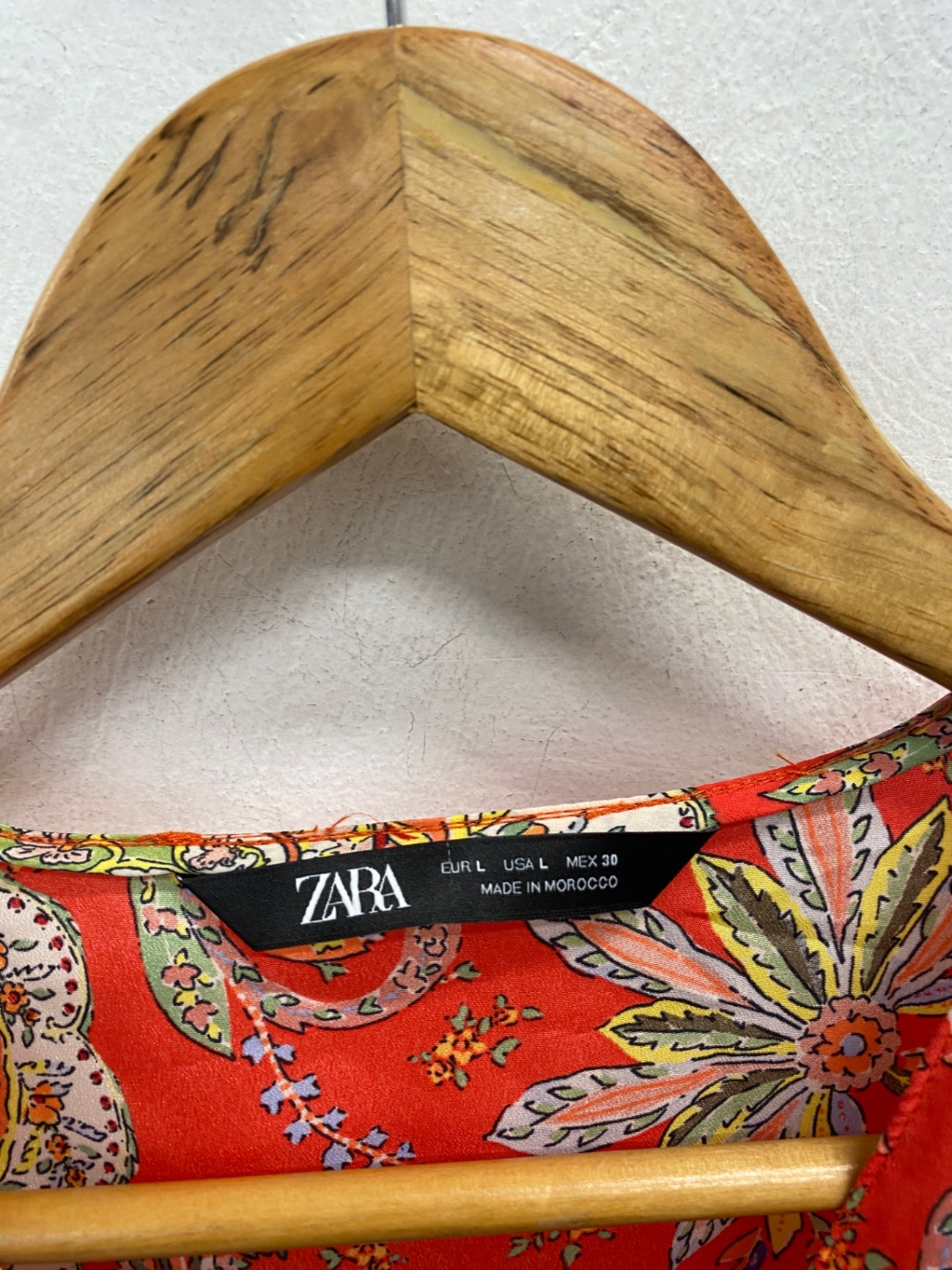 Gorgeous ZARA Blouse L Red with multicolor paisley print summer festival DF001